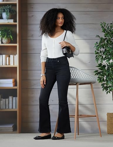 Image of Levi's Women's 726 Bootcut High Rise Jeans