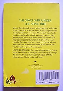 Paperback The Space Ship Under the Apple Tree Book