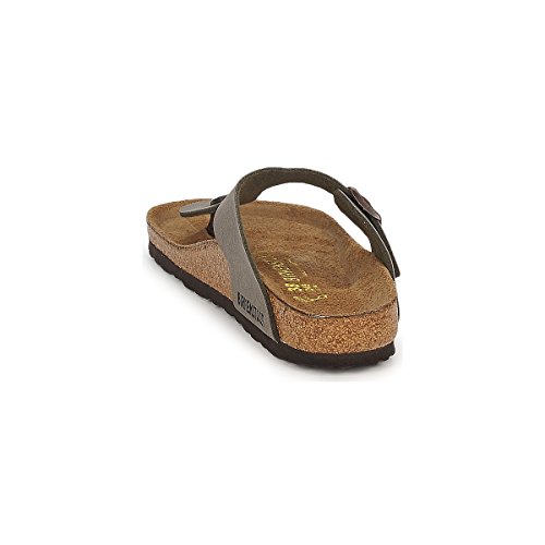 Image of Birkenstock Gizeh Unisex Leather Sandals