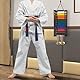 SUMNACON Kampfsport Gürtelhalter für 12 Gürtel Felt Taekwondo-Gürtelständer Wandmontage Gürtel Display für Medail Judogürtel Karategürtel Ninjitsu-Gürtel als Personalisierbare Geschenk(kein Gürtel)