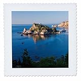 Square dimensions (in inches): 25 L x 25 W, image dimensions (in inches): 23 L x 23 W 100% poloyester; image is soft to touch. Made in USA Edges have pinking shear cut Image will not fade with washing. Image not a transfer, part of material