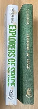 Hardcover Explorers of Space: 2 Book