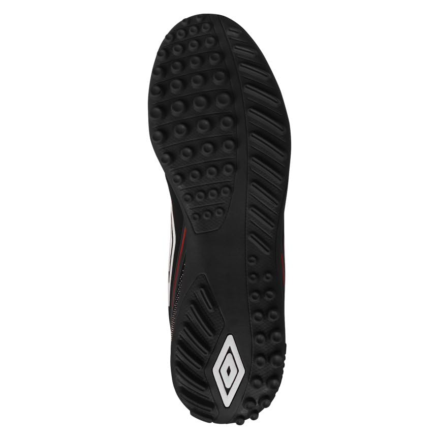 Tenis de fútbol Umbro Classico 12 Tf para tus partidos semanales en cancha sintética 2