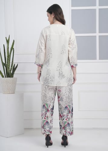 Image of Women Printed Short Kurti with Pant Set