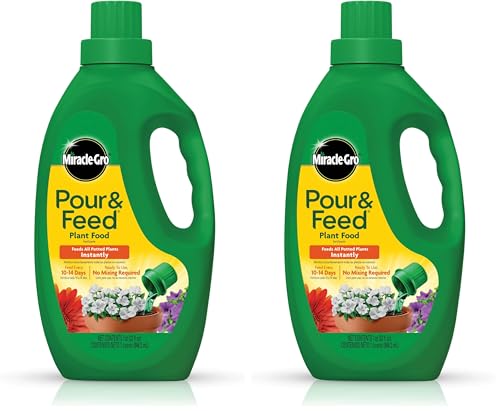 Miracle-Gro Pour & Feed Plant Food (Liquid), 32 fl. oz (Pack of 2)