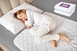 Lynmark® 2x Toddler Potty Training Bed Pads - Soft Waterproof Bedwetting Pee Protector Mat for Kids - Multi-Layer Non-Slip Washable Incontinence Mattress Sheet Absorbs Up to 2000ml - 70 x 85cm, White