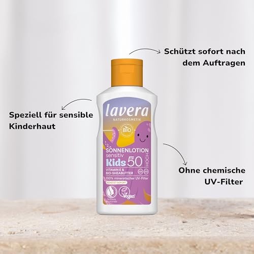 lavera Sonnenlotion Sensitiv KIDS LSF 50 - Sonnencreme für Kinder - ohne chemische UV-Filter - für sensible Haut - wasserfest - vegan - Naturkosmetik - 100 ml