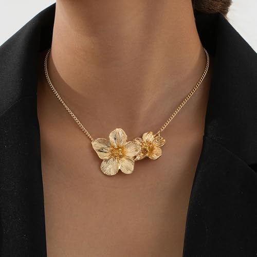 Gold Flower Necklace for Women Chunky Gold Floral Pendant Necklace Statement Flower Choker Jewelry for Women2