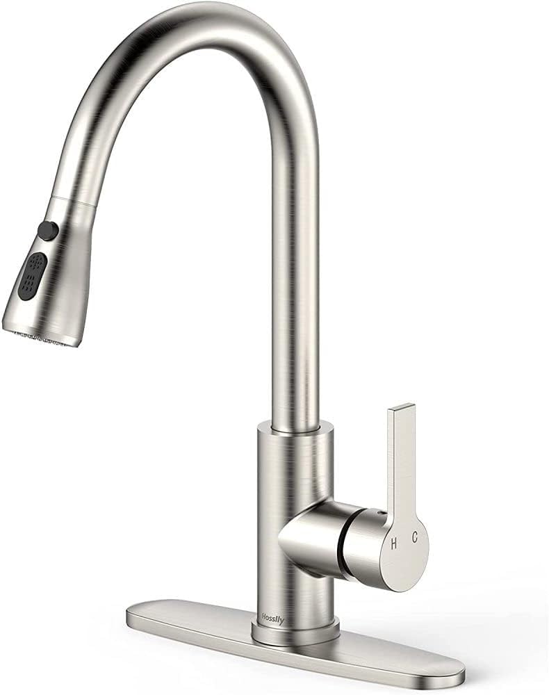 ThinkMaxKitchen Faucet, Modern Kitchen Sink Faucet with Pull-Down Sprayer