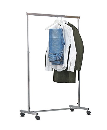 stand appendiabiti robusto e capiente avente una portata di 60 kg