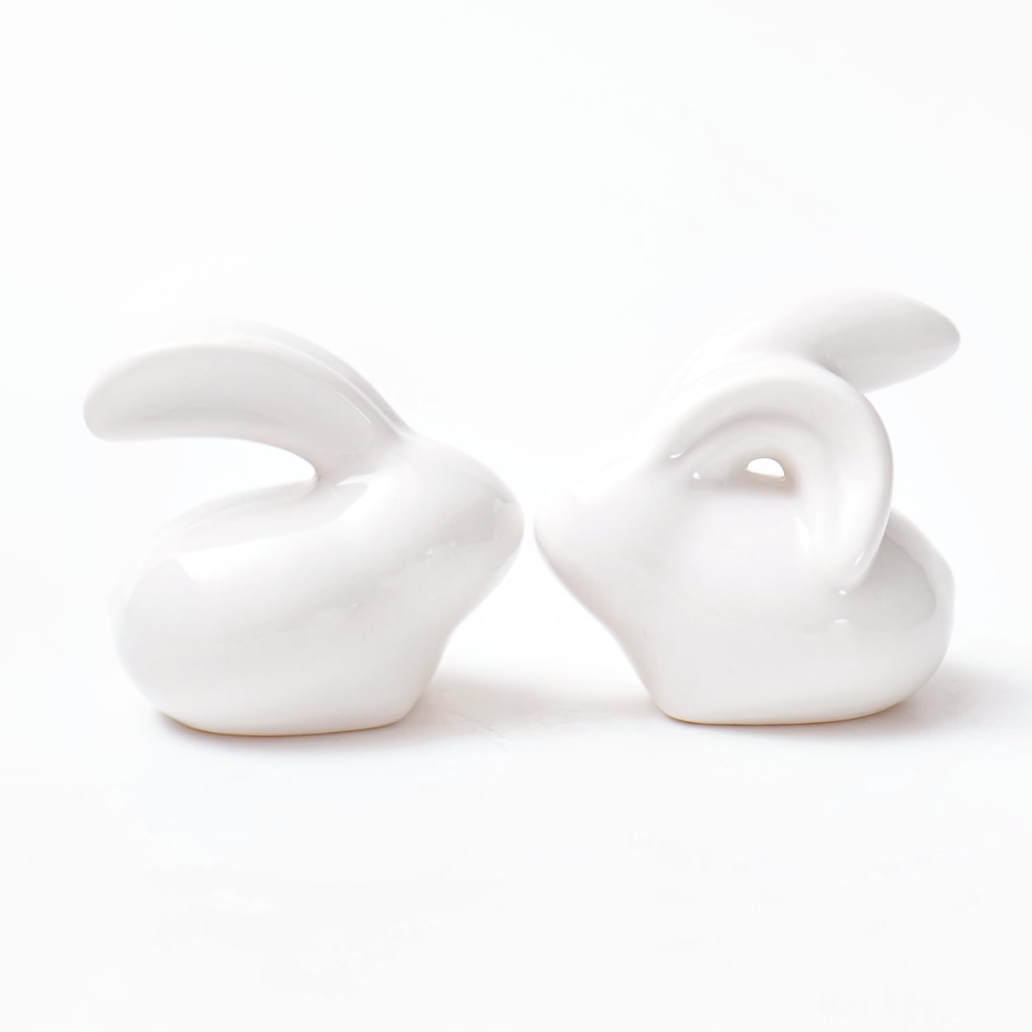 GOODSTART Ceramic Bunny Rabbits Easter Bunny Figurine, Easter Decorations for Spring Home Decor Rabbit Statue Indoor Decor