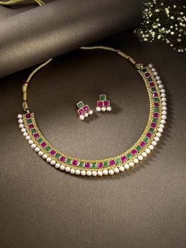 Joyas tradicionales de oro rojo y verde para bodas y celebraciones 2