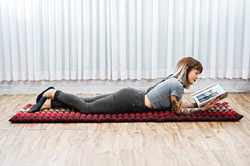 Image of Leewadee - Foldable Floor Mattress - Japanese Roll Up Futon -Trifold Tatami Mat- Guest Floor Bed - Camping Mattress - Thai Massage Mat, Kapok Filled, 75 x 20 inches, Red
