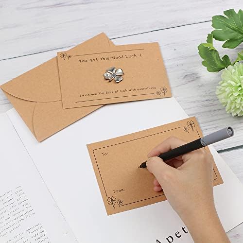 Vicloon Good Luck Greeting Card, 3Pcs Kraft Good Luck Card with 3Pcs Four Leaf Clover Charm and 3Pcs Kraft Paper Envelopes with Heart Clasp for Thank You Notes Christmas Valentine's Day Gift Cards