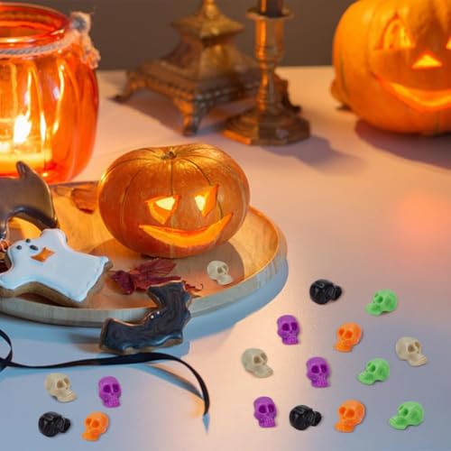 YUGUOLAN 50 Stück Totenkopf Deko, Schädel Deko, Skull Deko, Mini Totenkopf Figur, Halloween Skelett Dekoration Blumentopf-Dekoration, Für Spukhaus, Halloween Horror Party, Dekoration Für Halloween