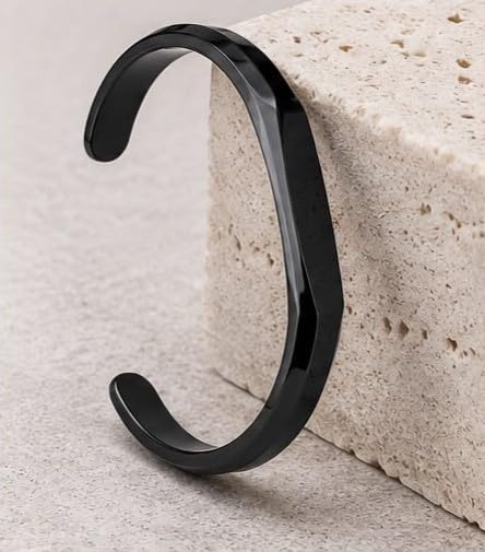 INDIESTYLE Black Metal Cuff Bracelet 21 cm - Image 2