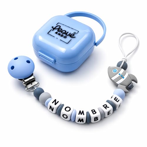 PEQUEANDO Sujetatetinas Cadena Personalizada con Nombre Hecho a Mano en España Chupetero de una Sola Pieza Regalo para Nacimiento y Baby Shower | Mas modelos (Pack Portachupete Azul)