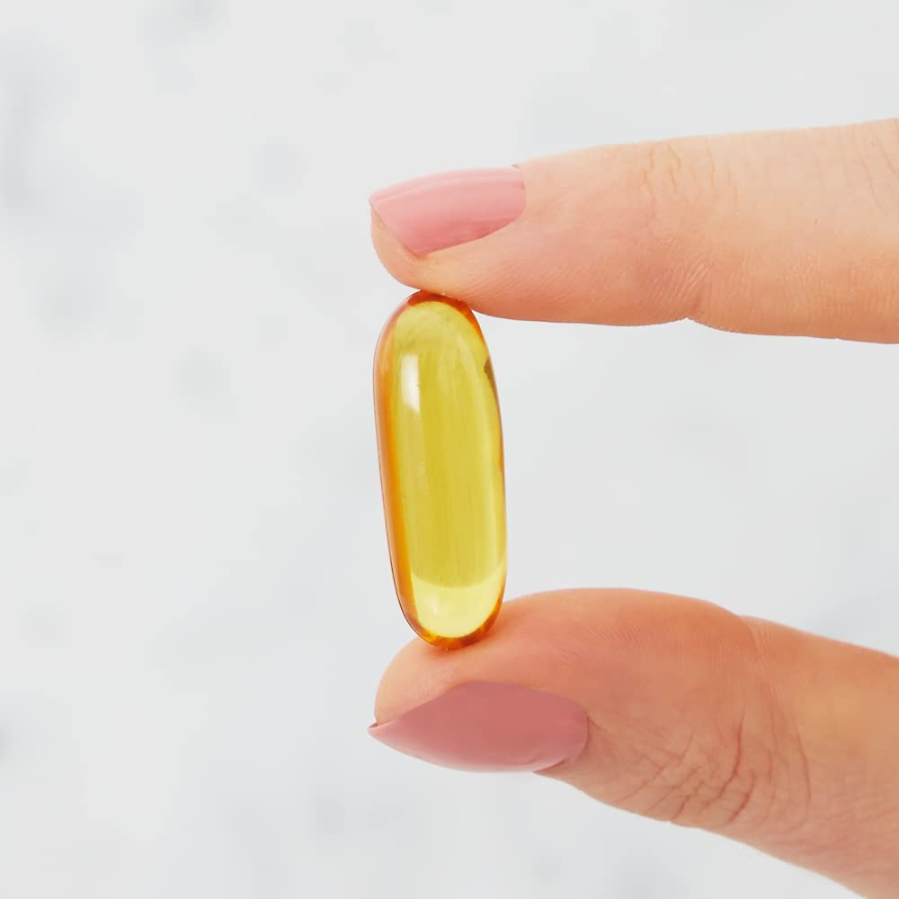 Solgar Omega 3 - Acide Gras Essentiel pour l'Organisme - Fonction Cardiaque Normale - Formule Concentrée - EPA et DHA - Hautement Assimilable - Complément Alimentaire - Flacon de 60 capsules
