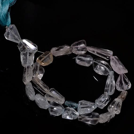Perles tumbles en aigue-marine rose pour fabriquer un bracelet bohème chic