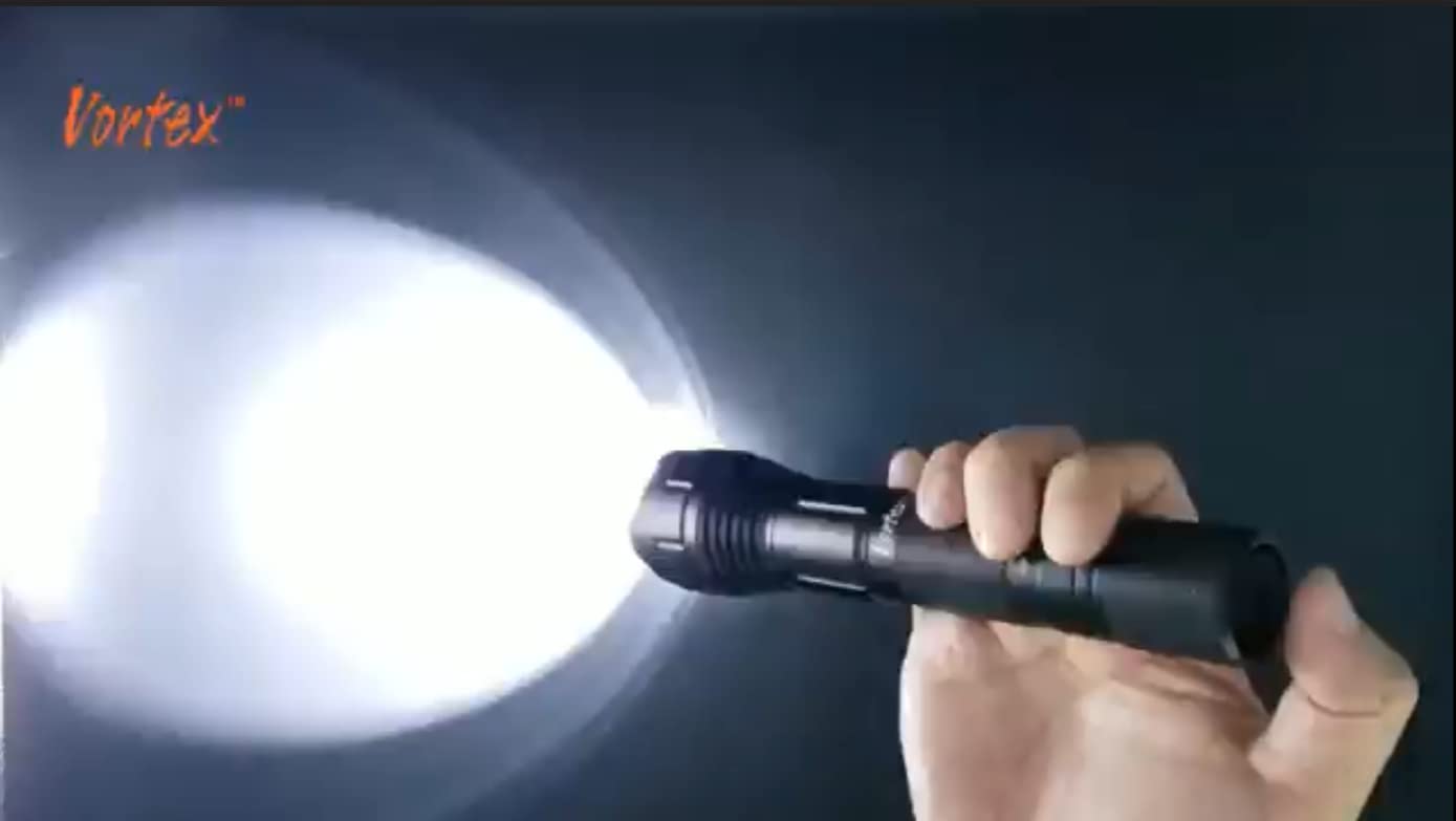 Vortex TM603 (XPL) Recargable Emergencia Potente LED Montaje en pared Alta potencia 1000 lúmenes 7/24 Función táctica Stand By Coche y estación de policía Linterna de autodefensa