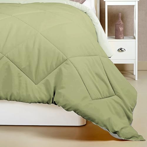 Image of Amazon Brand - Umi Summer Razzai All Season 220 GSM Ac Comforter Ultra Super Soft Fluffy Comforter (90 inch X 86 inch Inches /228Cm X 220Cm) - Double Bed Comforter|Green| Lightweight| Microfibre