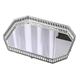 Miroir mural : maximisez les petits espaces avec une pièce à double fonction qui sert à la fois de solution réfléchissante et de rangement pratique pour la salle de bain ou la chambre à coucher