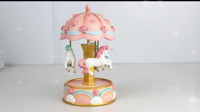 Amazon | Mozalida オルゴール メリーゴーランド カラーLEDライト 誕生