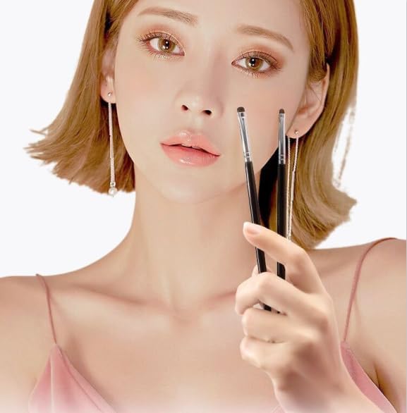 Eyeshadow Brush, 4 Pcs Eye shadow Brush,Eye Makeup Brushes Set, Makeup Concealer, Foundation Brush| Precision Application & Blending