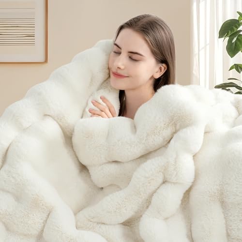 ROMROL Premium Kaninchen-Kunstfelldecke 150x200 cm, Dick Luxus Kunstfelldecke Winterdecke Maschinenwaschbar Für Sofa Bett Couch, Ultraweiche Plüschdecke Geschenk, Weiß
