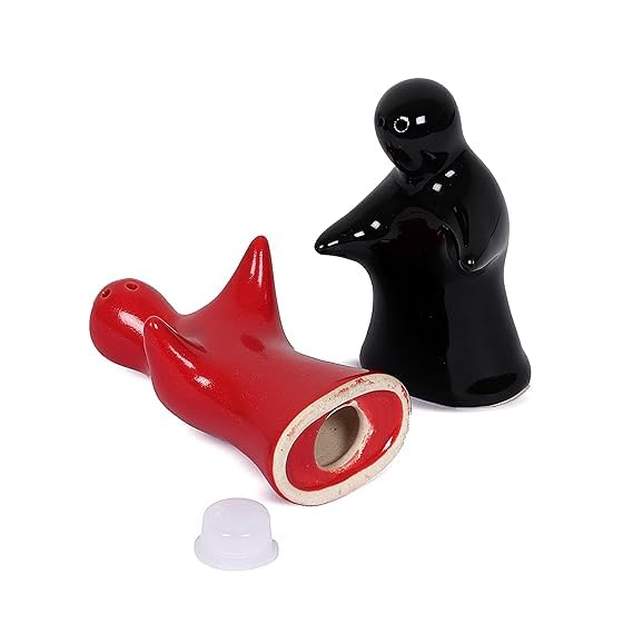 Image of Qimacplus Hug Design Salt and Pepper Shakers Charming Couple Set for Retro Farmhouse Decor, Ideal Kitchen Accessories for Home Decor (Red & Black)