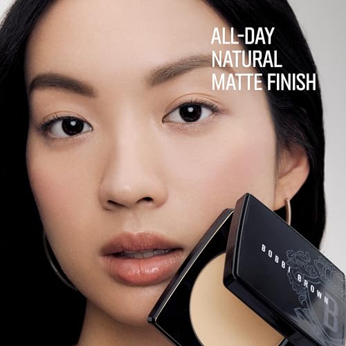 Bobbi Brown Sheer Finish Pressed Powder | Oil-Absorbing, Mattifying Setting Powder for All-Day Shine Control | Includes Puff, 0.32 Ounce, Golden Orange​ — view 5