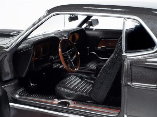 Auto World 1969 Ford Mustang John Wick 1:18 miniatura 4