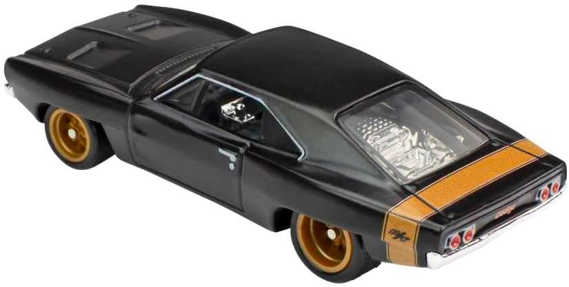Hot Wheels Retro Entertainment Collection of 1:64 Scale Vehicles from Blockbuster Movies, TV, & Video Games, Iconic Replicas for Play or Display, Gift for Collectors