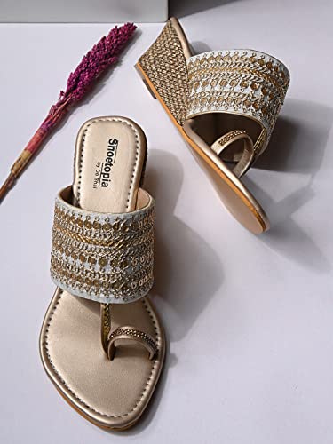 Image of Shoetopia Women's Wedge Heel Kolhapuris