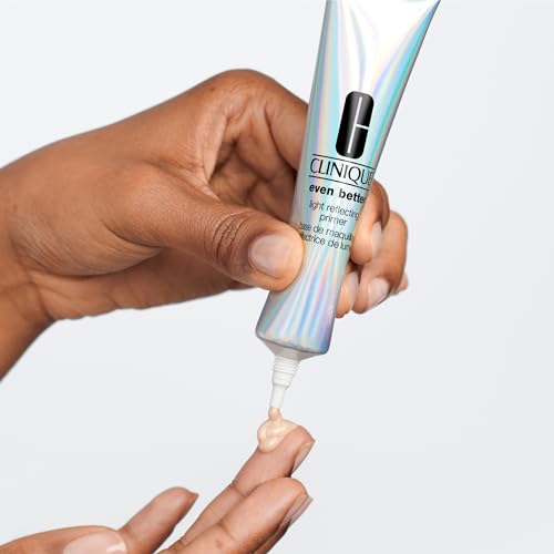 Clinique Even Better Light Reflecting Face Primer With Vitamin C + Hyaluronic Acid For All Skin Types thumb #4