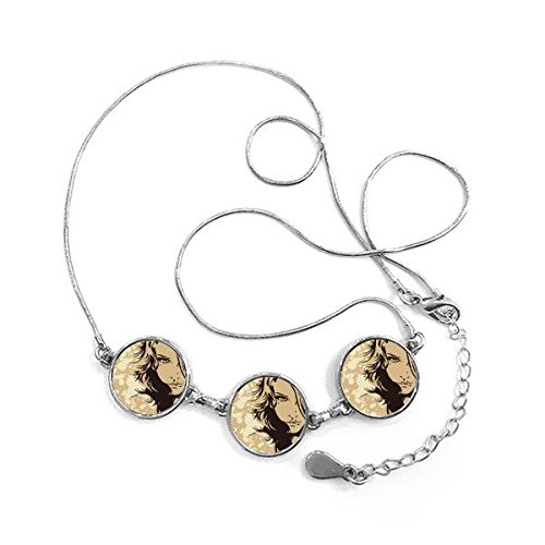 Jolie femme sexy dessin de forme ronde sur collier pendentif élégant