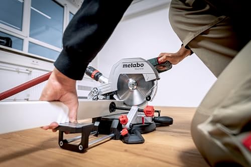 metabo Kappsäge KS 216 M - 1100 W, 216 mm Sägeblatt - Präzisionsschnitt, LED-Schattenlinie...