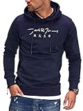 Dank klassischer Passform und sportlichen Details lässt sich der Hoodie sehr bequem mit Alltags-Lieblingen wie Jeans, Sweat Pants, Boots und Sneakern kombinieren