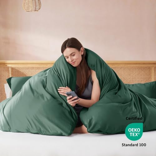 Nestl California King Duvet Cover Set with Comforter Insert - Forest Green 4 Piece 104x98 Duvet Cover & 2 Pillow Shams with White Quilted Down Alternative Comforter, Ultra Soft, All Season
