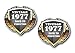 Sticar-it Ltd 2 pezzi di 1977 anni datata Shield design classico in stile retrò in vinile auto casco da moto Cafe Racer adesiva Badge ogni 55 x 50 mm circa.