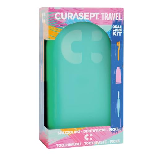 Curasept Travel Kit Oral Care VERDE | con Spazzolino Softline 0.15, Dentifricio Protection Booster FrozenMint 20ml e Picks Interdentali | Igiene Orale Completa Fuori Casa per Denti e Gengive Sane