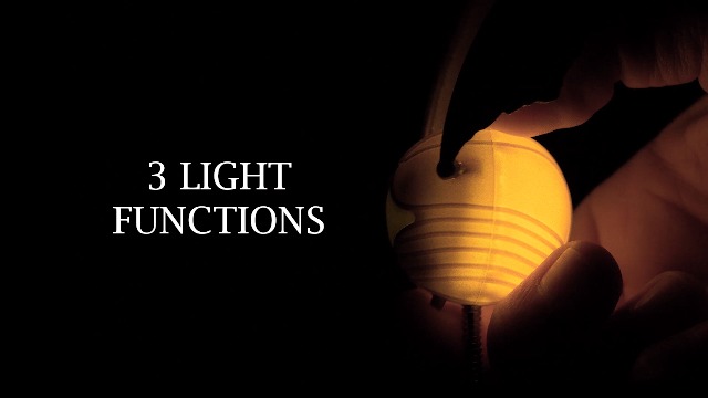 Image of Paladone Golden Snitch Lumi Clip | Convenient Harry Potter Themed Reading Light | Dual Powered by Batteries or USB, Gold (Pack of 12)