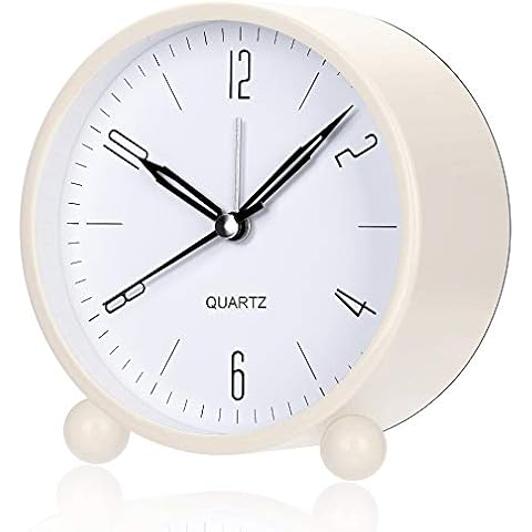 Alarm Clock, Jisile 4 Inch Round Battery Operated Analog Alarm Clock Silent Non Ticking, Easy Set and Night Light Function, Simple Stylish Design for Desk/Bedroom Gift Clock Cover