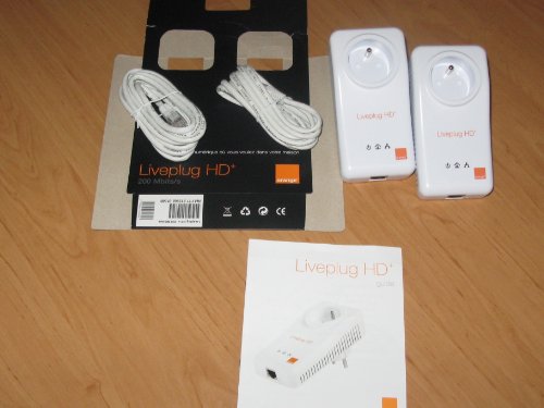 Orange - Liveplug HD+ 200Mbits/s - Liveplug HD+ vous permet de relier votre Livebox à votre décodeur TV, sans passage de câble, uniquement en utilisant le réseau électrique de votre maison(Technologie CPL).Pack contenant 2 prises (plugs), 2 câbles ethernet de 2m.