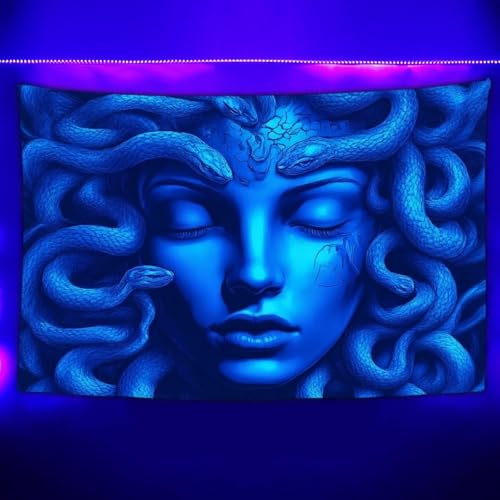 Tapisserie Medusa aesthetic pour créer une ambiance bohème lors d'une fête