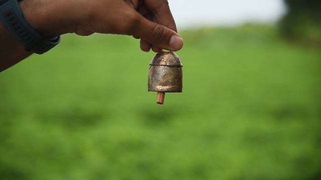 Cloches Décoratives Vivanta - Lot De 5 Cloches Peintes Multicolores Pour Décoration Intérieure Et Extérieure