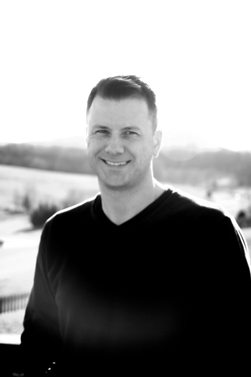 Matt Harrison books, biography, latest update