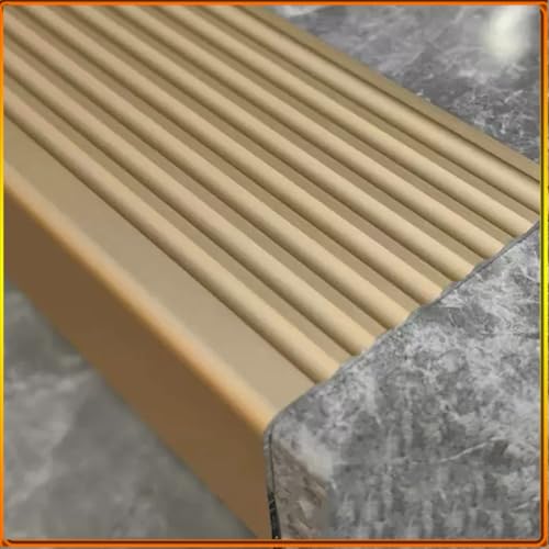Protector de borde de escalera antideslizante para proteger a tu familia en patios y salones
