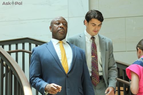 US Senate Banking Chair denies crypto reform's on life support