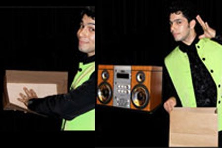Apparition d'un Poste de Radio de style rétro pour illusionnisme moderne